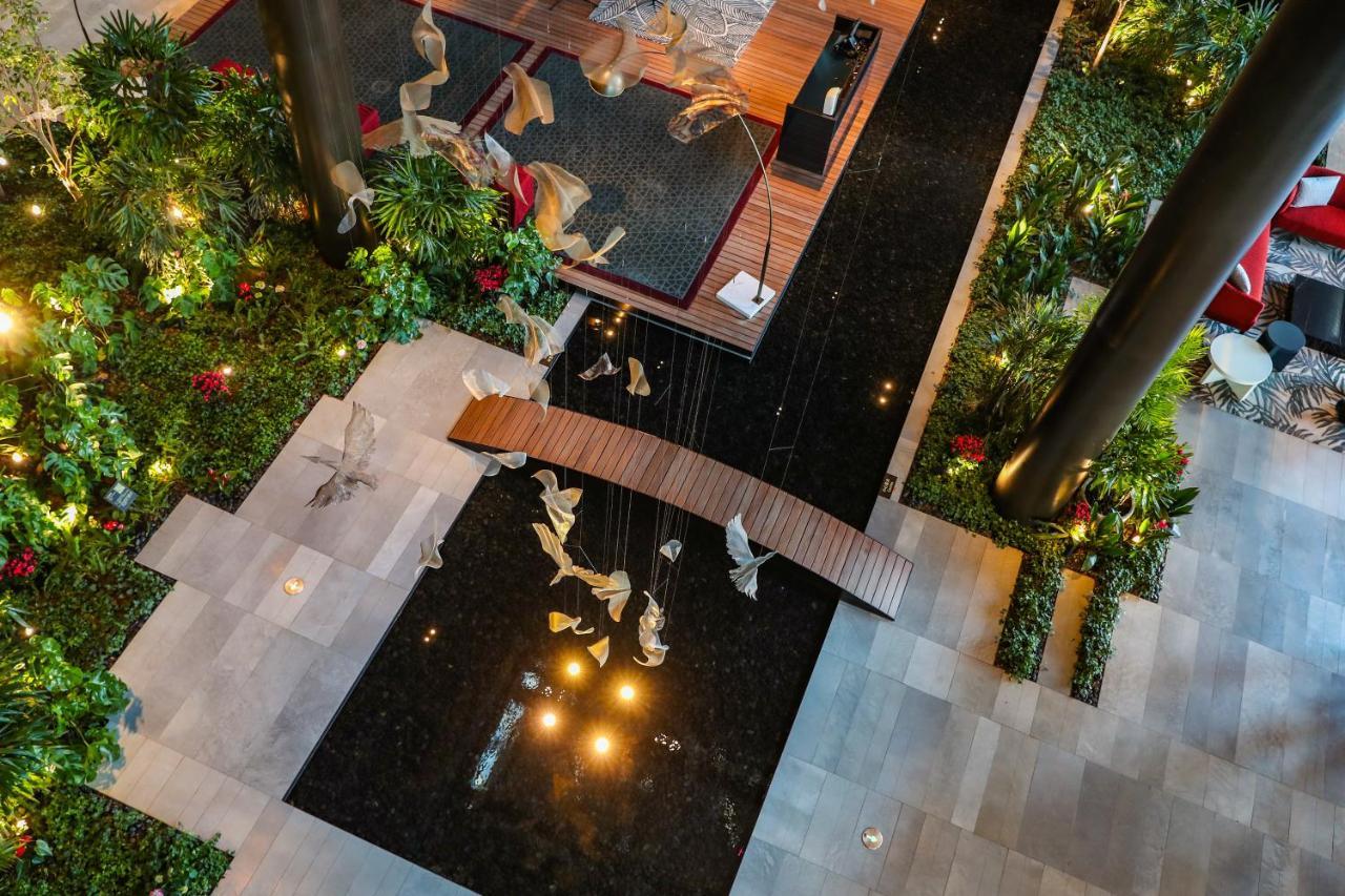 Shangri-la Shougang Park, Hotel 5*